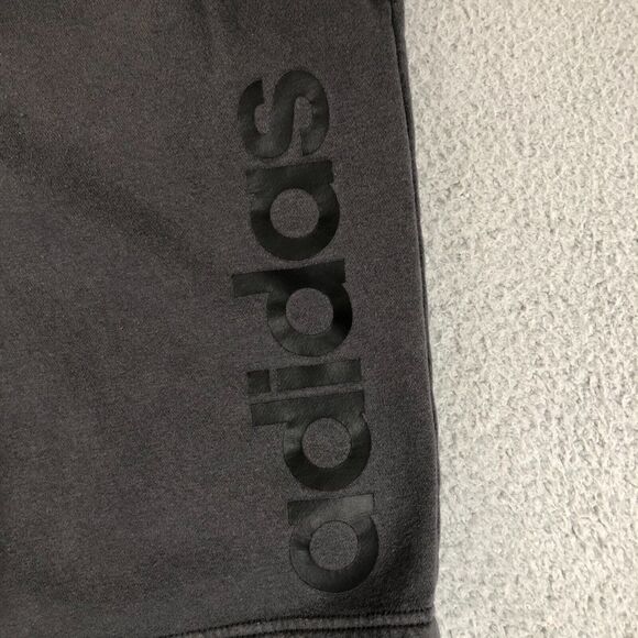 Adidas Shorts Men Extra Large‎ Gray Sweat Athleisure Gym Jogger Basketball Logo - Picture 4 of 11
